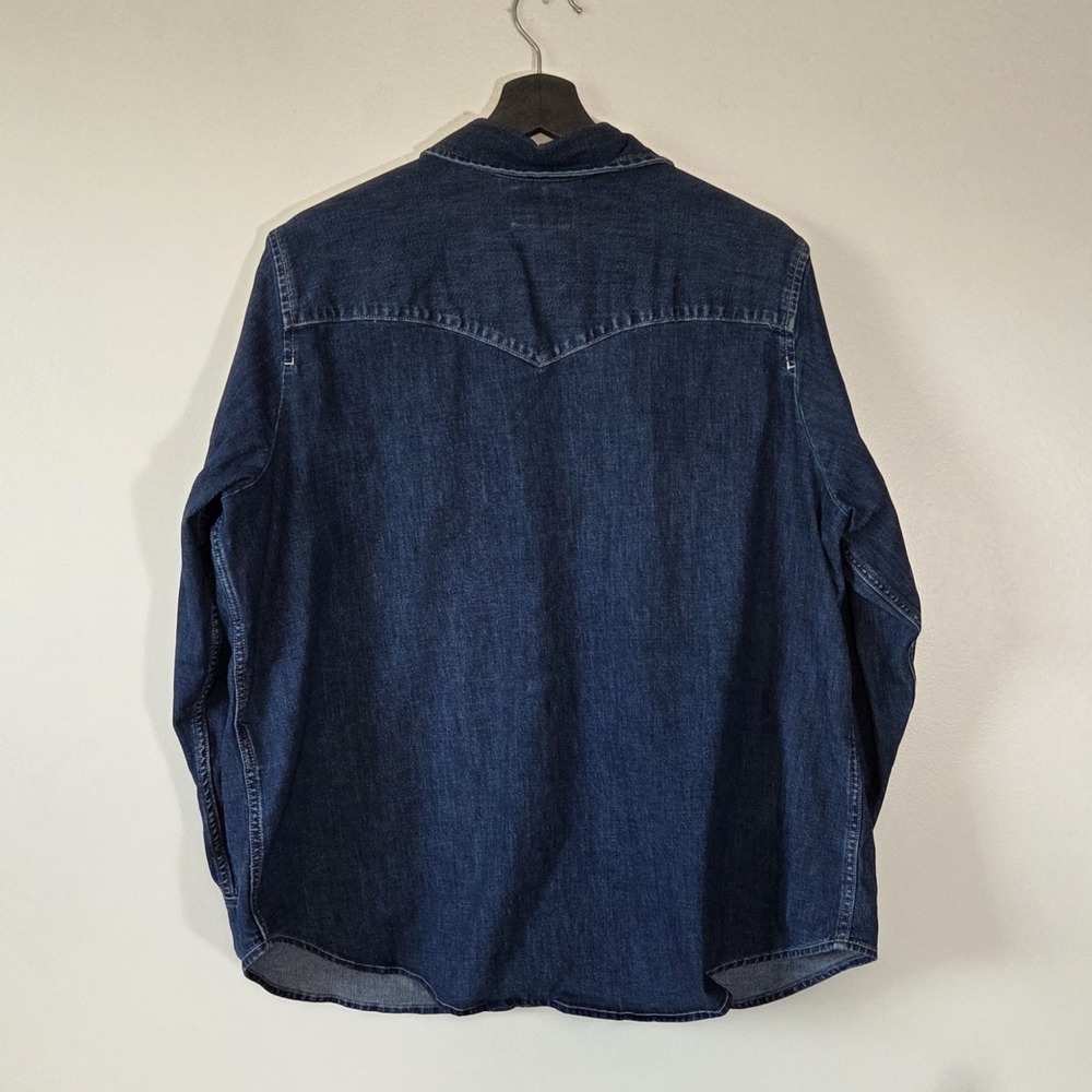 Levi's Women's 2X Ultimate Western Pearl Snap Denim Shirt Minds Eye 57784-0002 - Picture 2 of 9